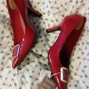 Patented Red leather shoes